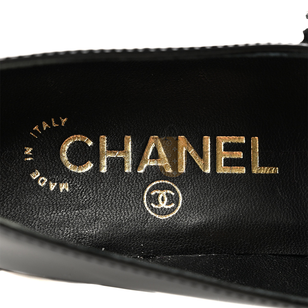 CHANEL PATENT CALFSKIN MARY JANES FLATS BLACK G45280